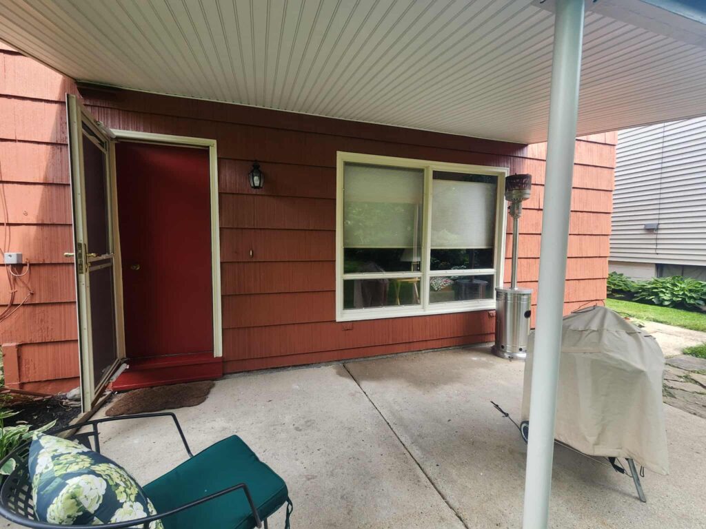 Two Coats of Perfection: Exterior Painting in Snyder NY. 18 Two Coats of Perfection: Exterior Painting in Snyder NY.