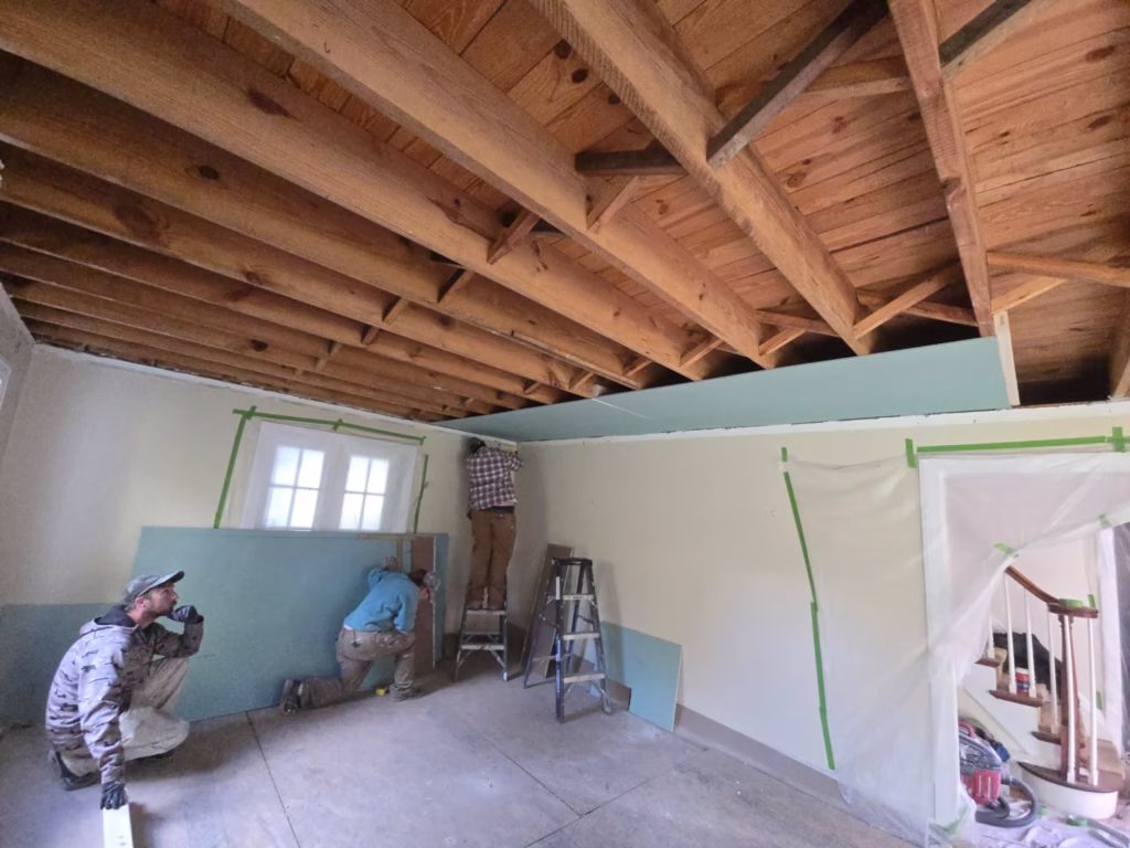 Emergency Plaster Ceiling Replacement in Snyder NY 13 Installing new drywall ceiling in Snyder NY 14226