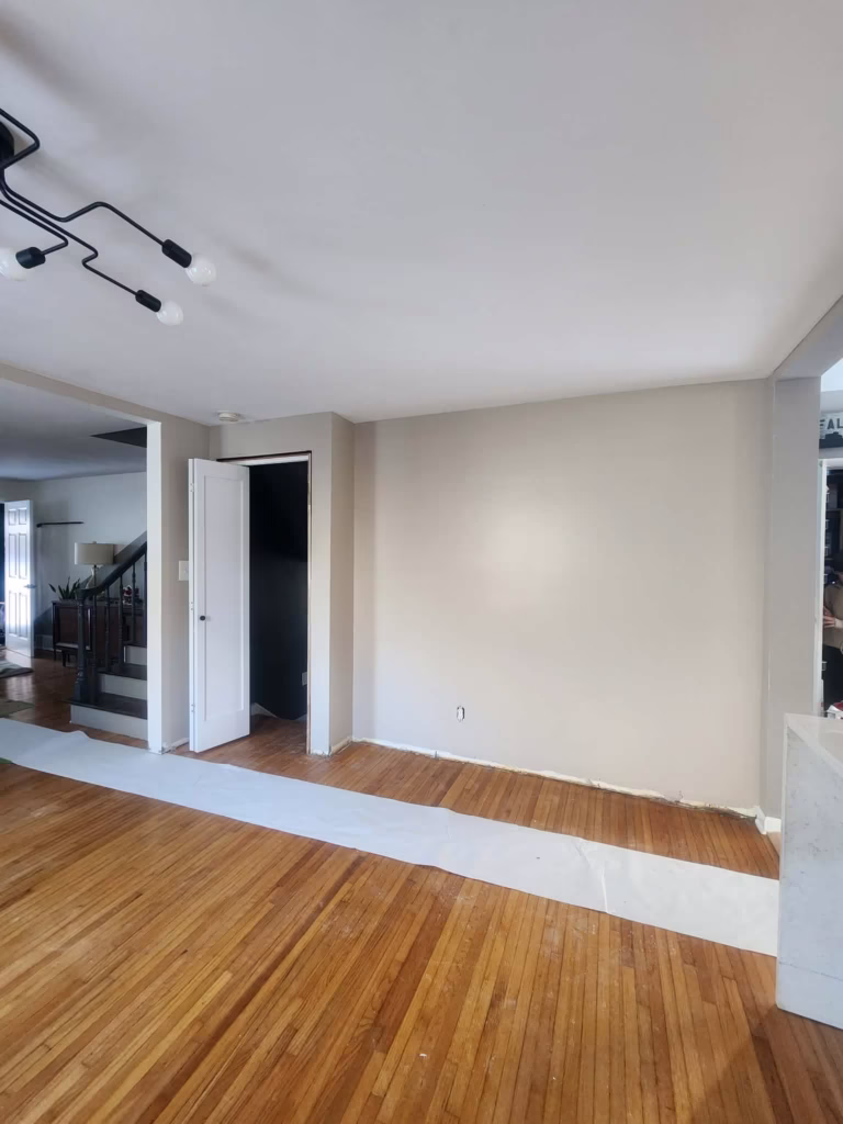 Williamsville, NY 14221,  dining room wall refinighing