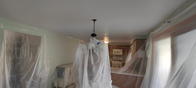 Priming kitchen ceiling