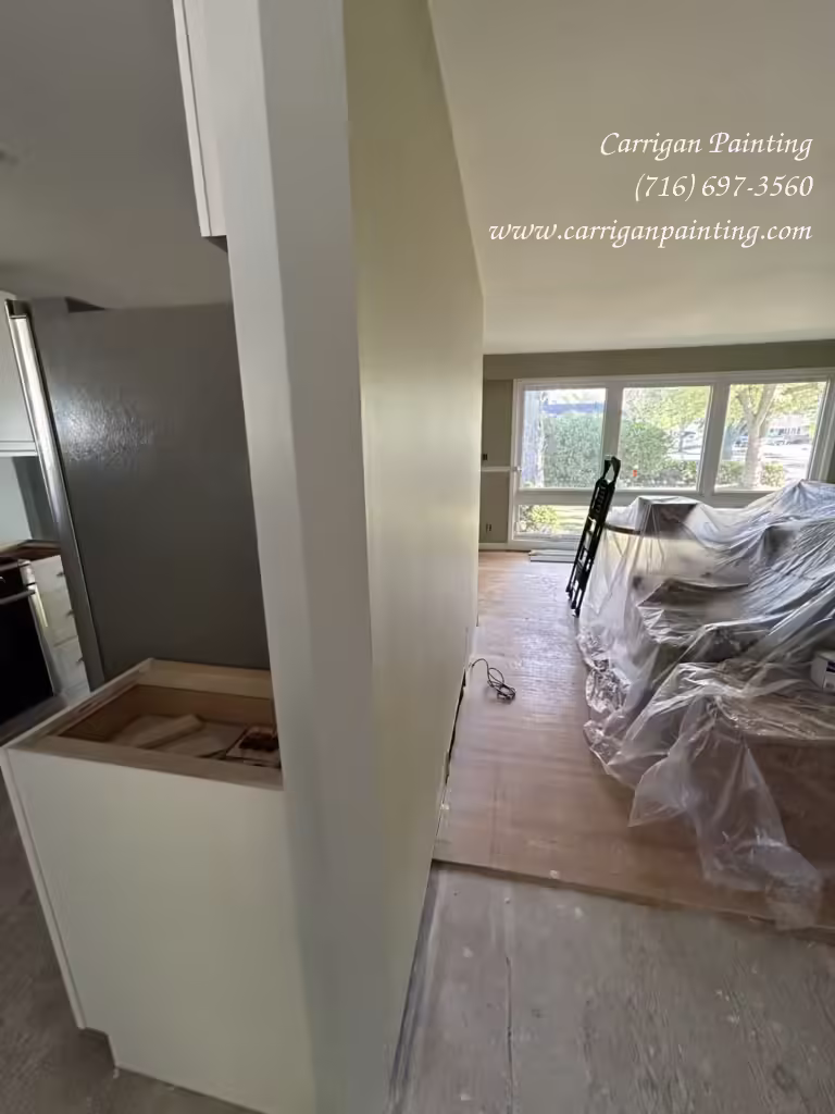 Custom drywall work, detailed image of skill finishing drywall patchwork in Tonawanda NY