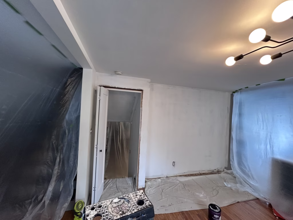 Williamsville, NY 14221, priming and painting dining room walls 