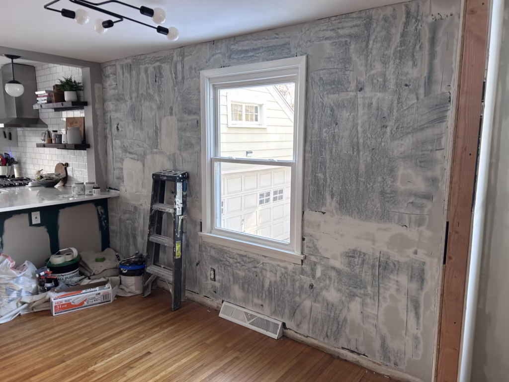 Williamsville, NY 14221, skim coating  dining room walls 